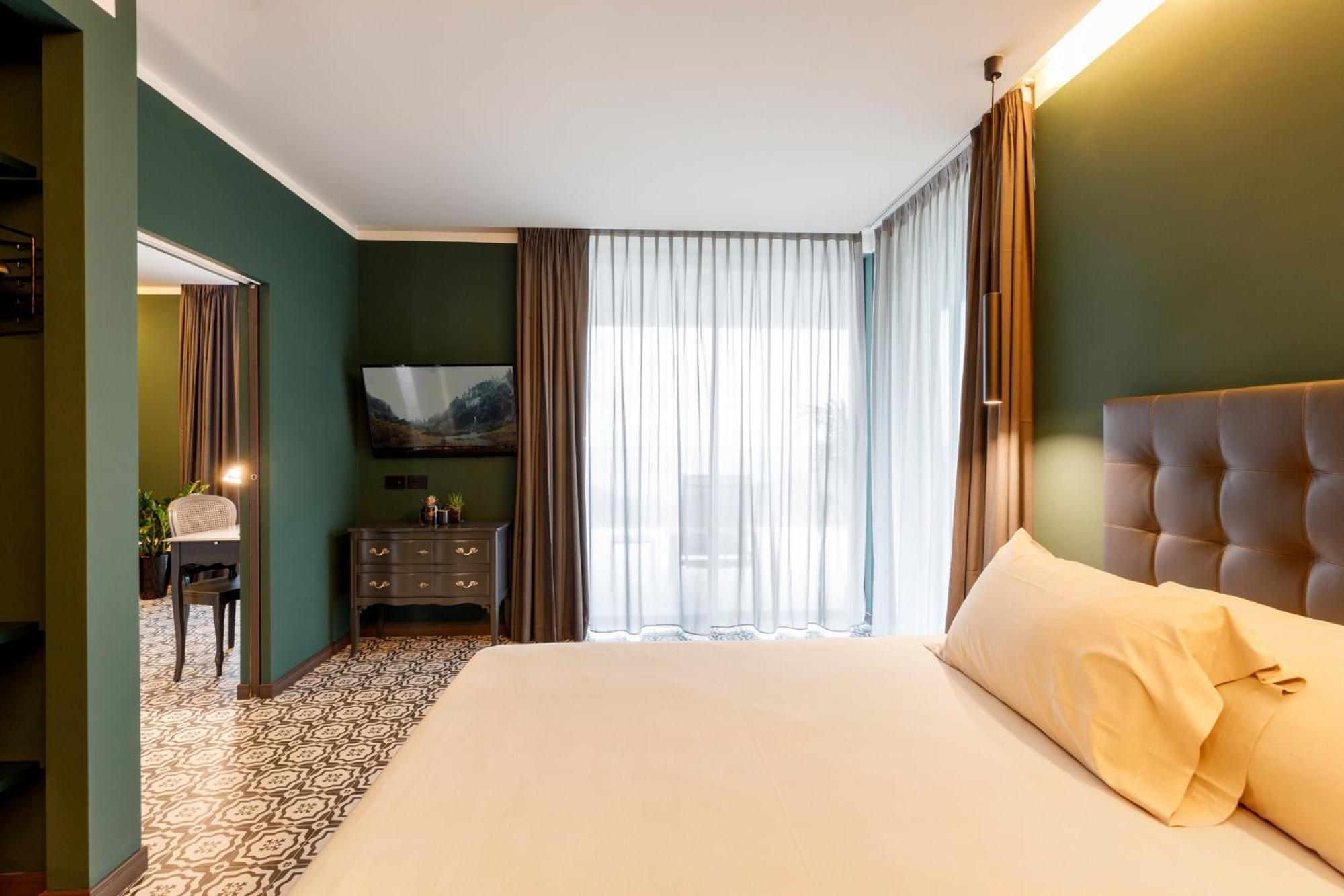 Deville & Spa Costermano Bilik gambar
