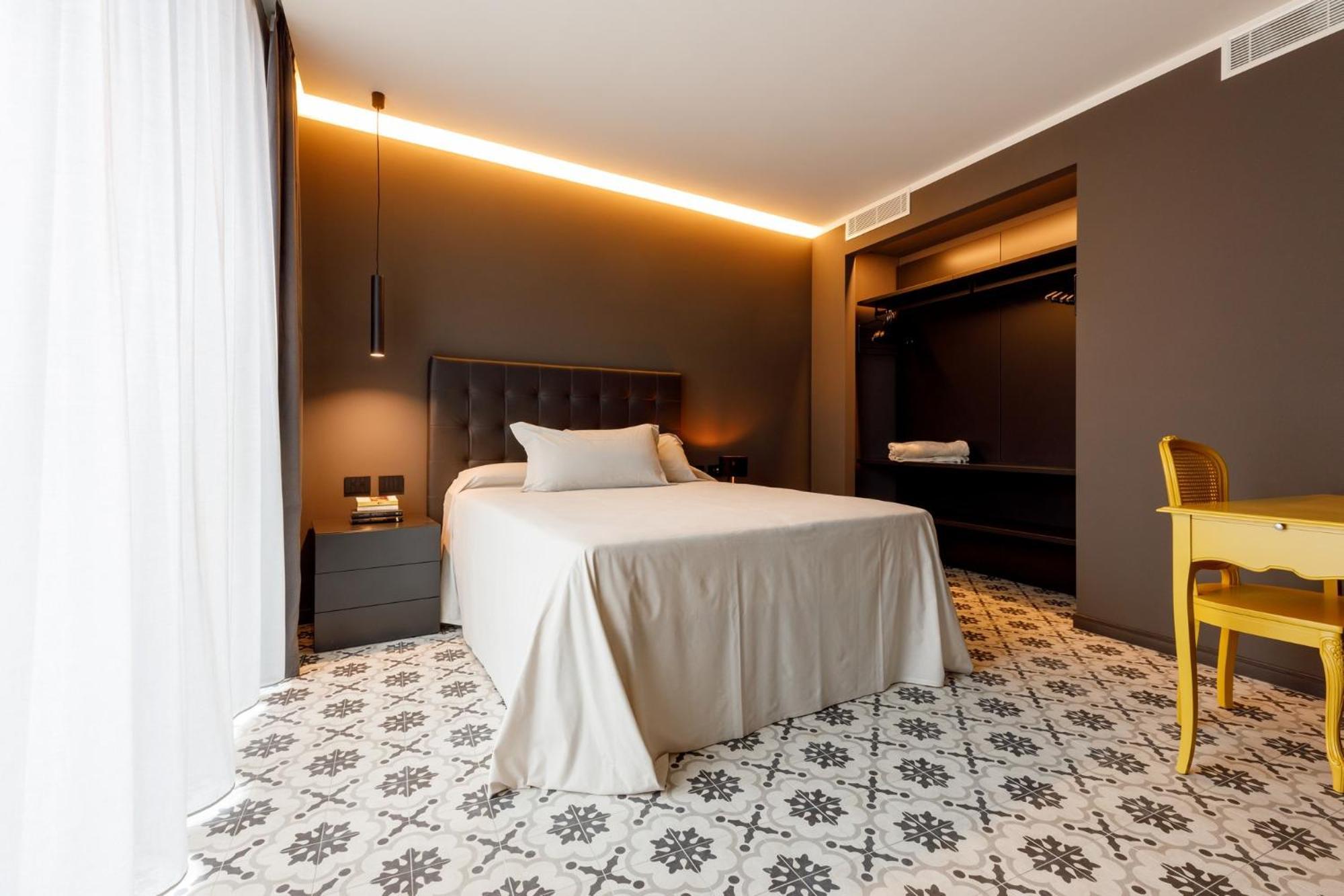 Deville & Spa Costermano Bilik gambar